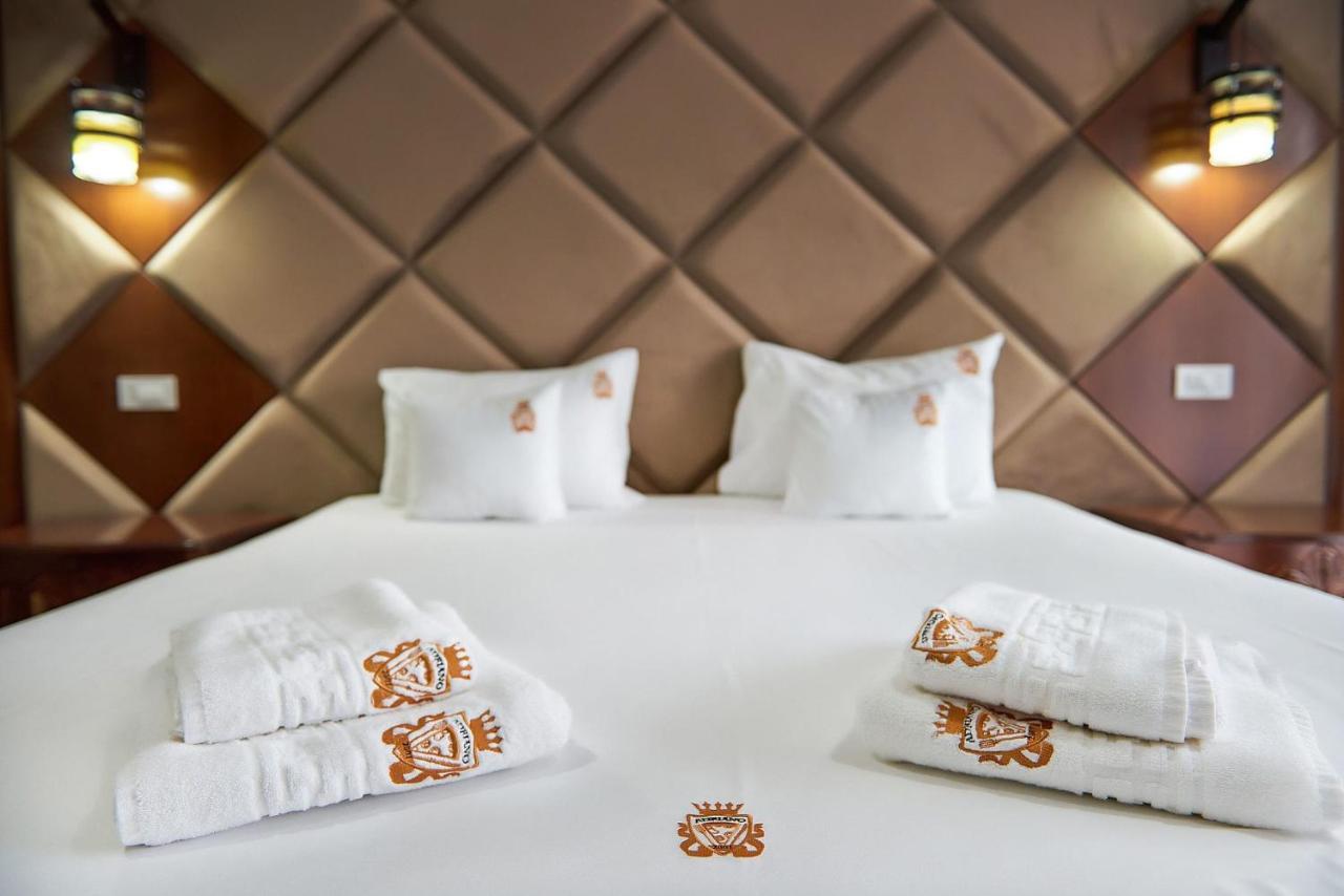 Hotel Adriano Braila Exterior photo