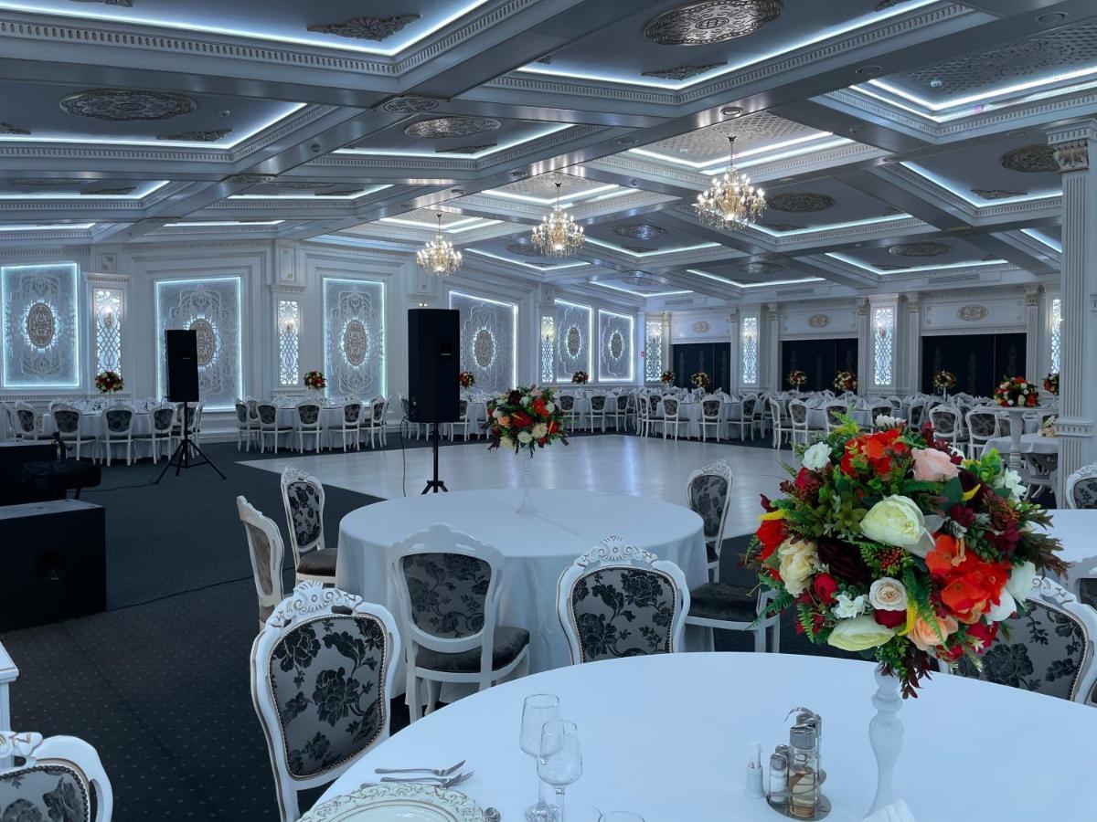 Hotel Adriano Braila Exterior photo